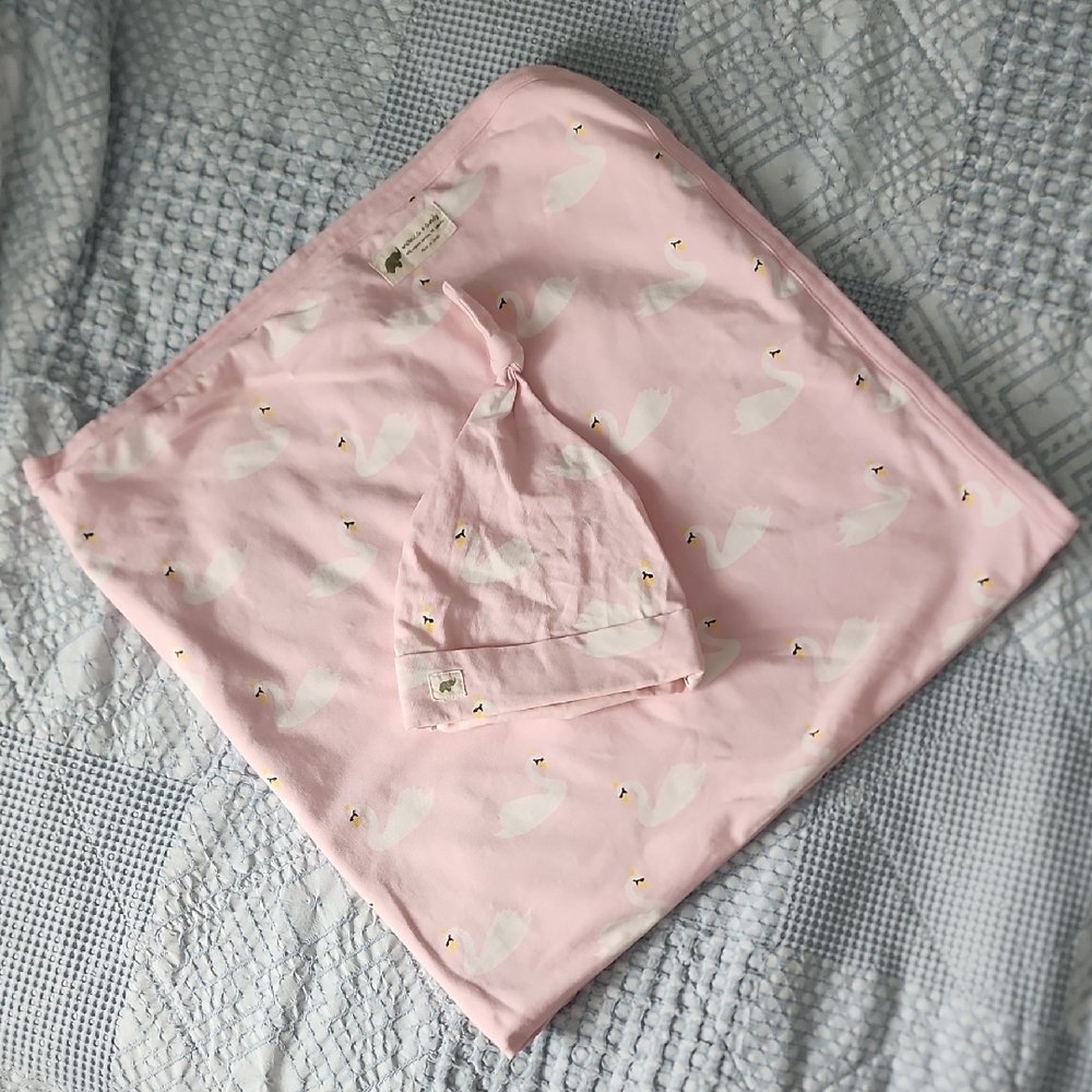Pink Swan Baby Blanket and Hat Set